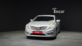HYUNDAI GRANDEUR HG 2011