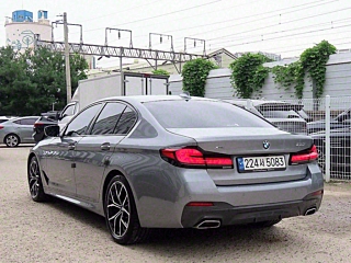 BMW 5-SERIES G30 2023