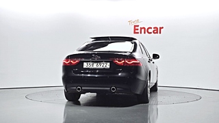 JAGUAR XF X260 2016
