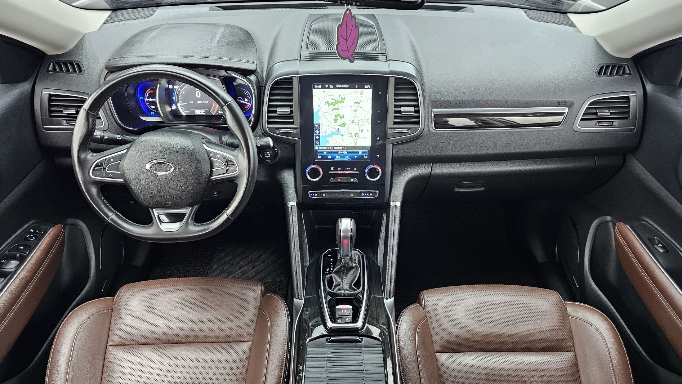 SAMSUNG QM6 2019