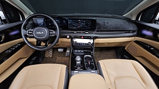 KIA CARNIVAL 2023
