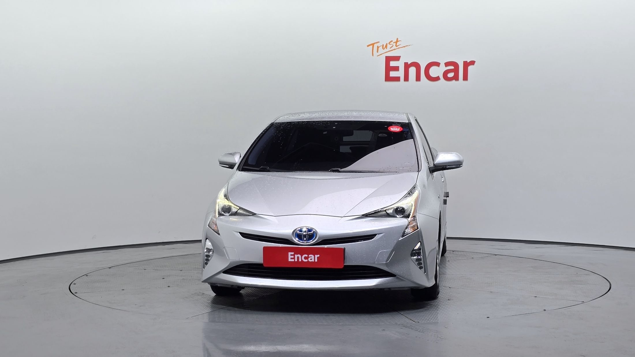 TOYOTA PRIUS 2017
