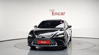 LEXUS ES300H 2025