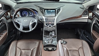 HYUNDAI GRANDEUR HG 2016