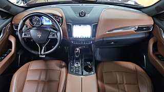 MASERATI LEVANTE 2017
