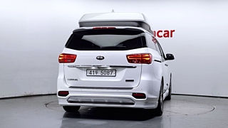 KIA CARNIVAL 2018