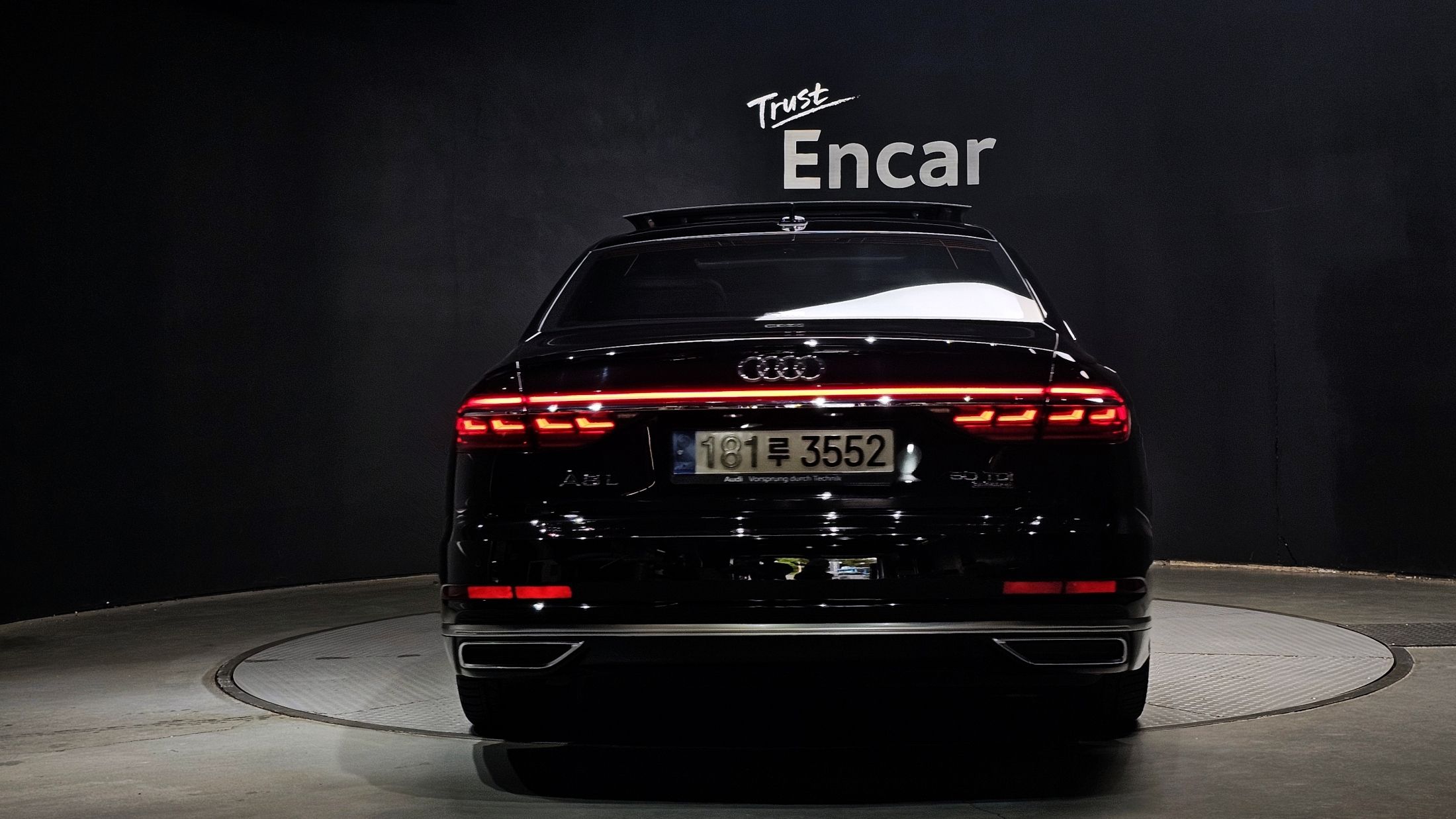 AUDI A8 D5 2021