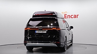 KIA CARNIVAL 2023