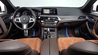BMW 5-SERIES G30 2020