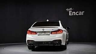 BMW 5-SERIES G30 2018