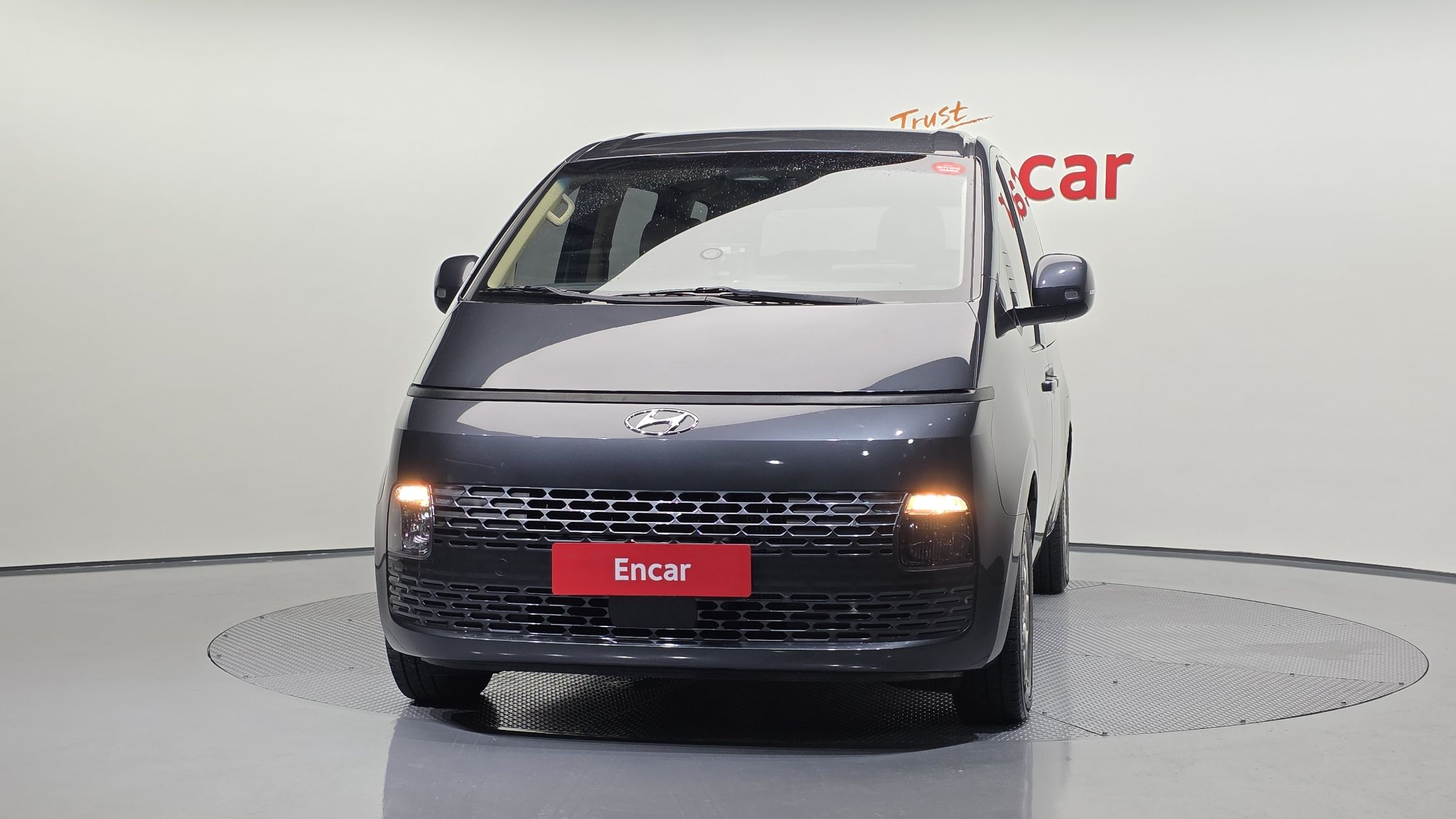 HYUNDAI STARIA 2021