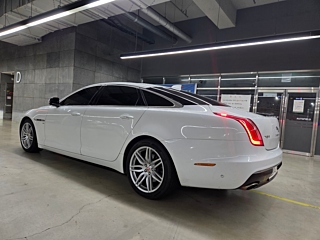JAGUAR XJ 2019