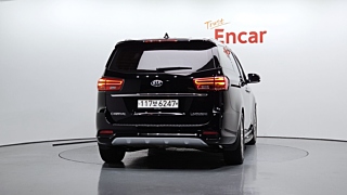 KIA CARNIVAL 2018