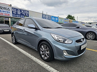 HYUNDAI ACCENT NEW 2017