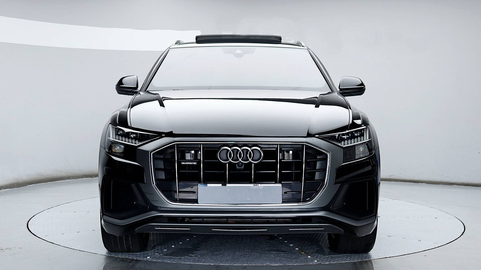 AUDI Q8 4M 2020