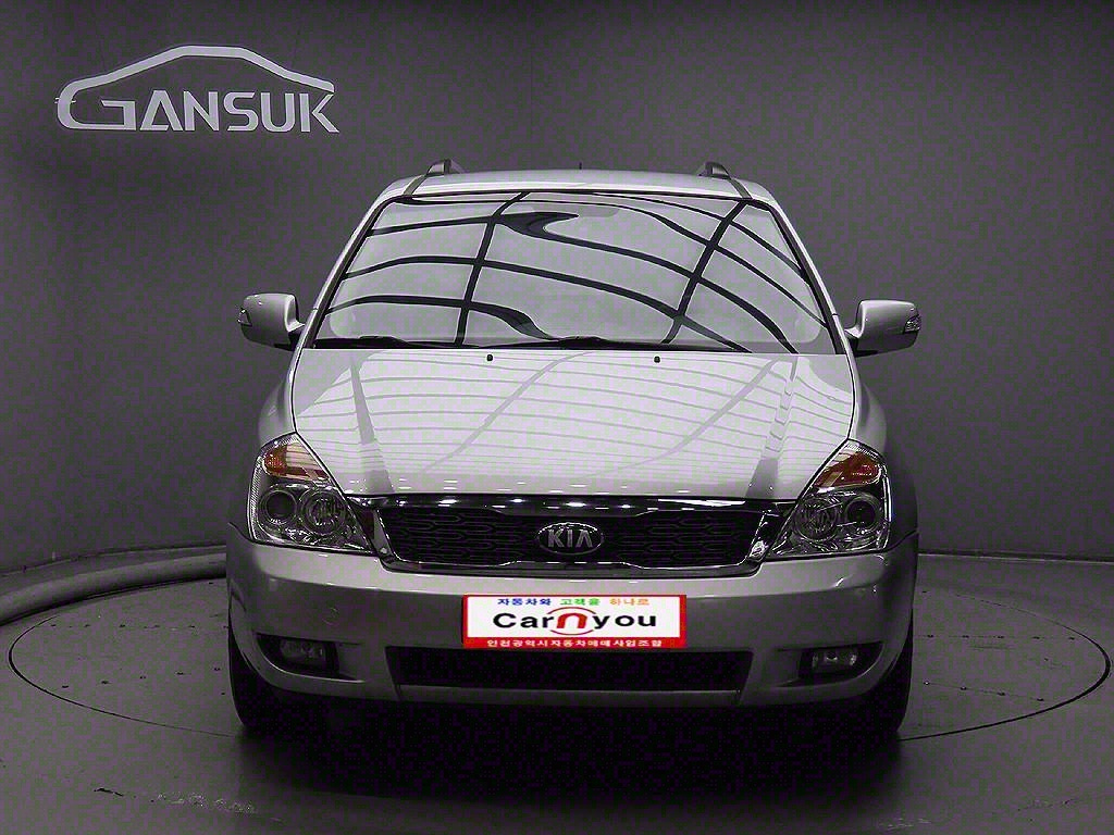 KIA CARNIVAL R 2014