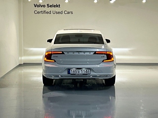 VOLVO S90 2025
