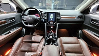 SAMSUNG QM6 2019