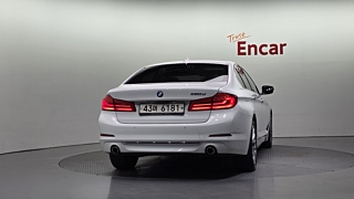 BMW 5-SERIES G30 2018