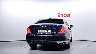GENESIS EQ900 2018