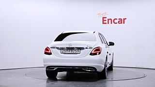 MERCEDES BENZ C-CLASS W205 2020