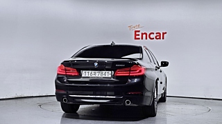 BMW 5-SERIES G30 2020