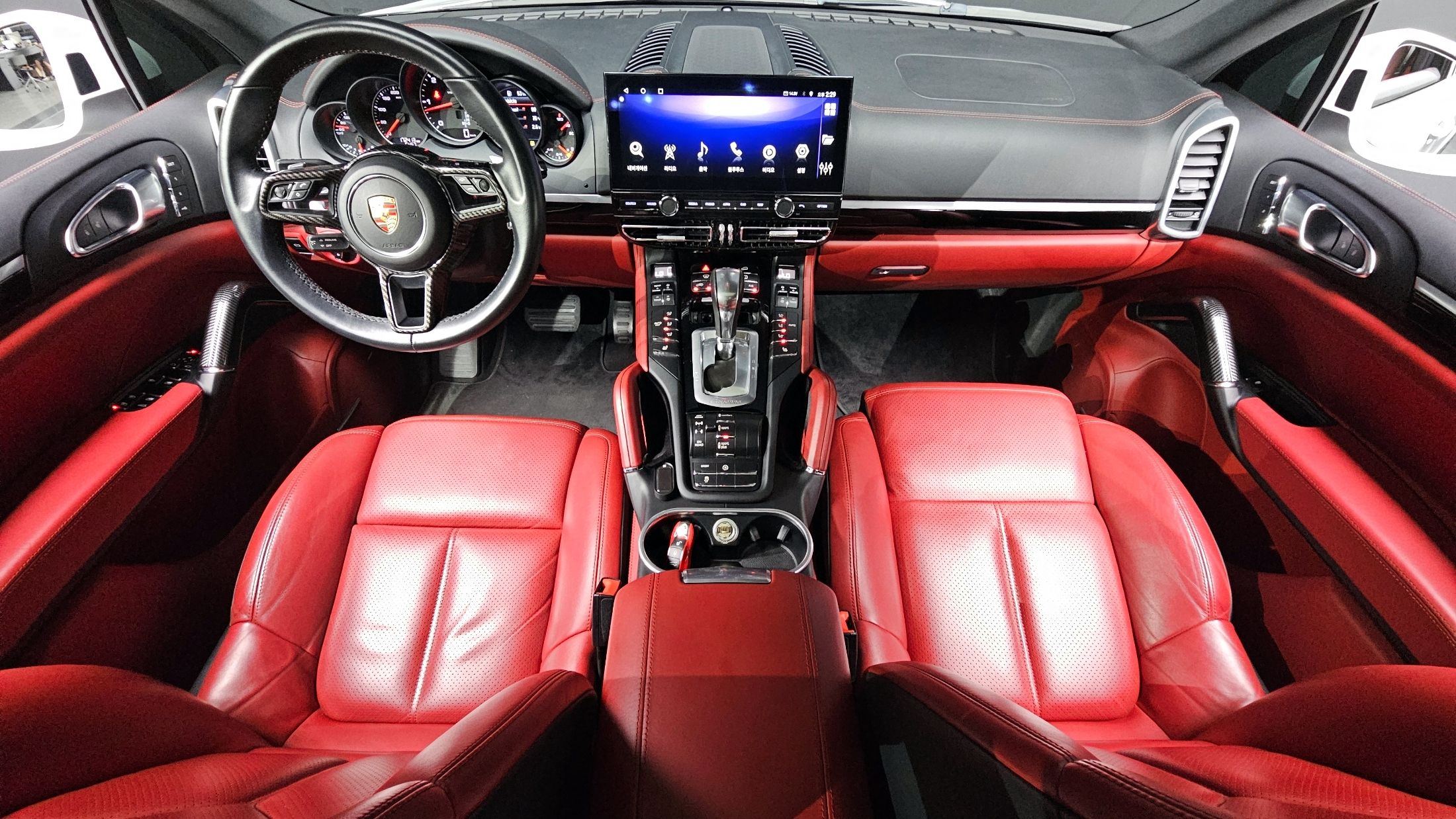 PORSCHE CAYENNE 2015