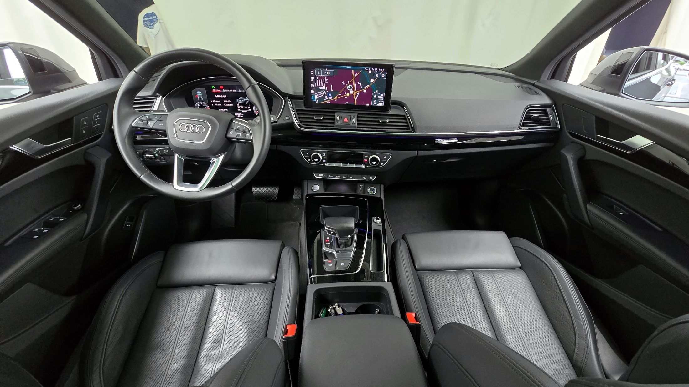AUDI Q5 FY 2022