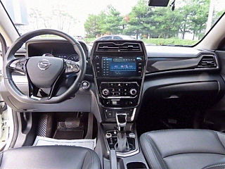SSANGYONG TIVOLI VERY NEW 2021