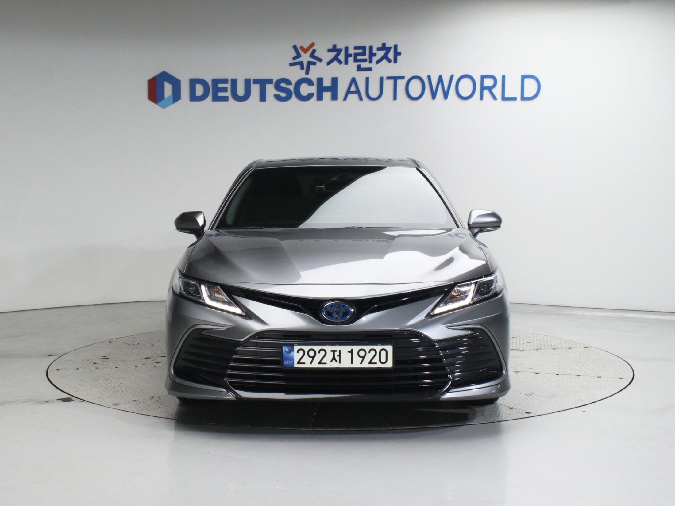 TOYOTA CAMRY XV70 2024