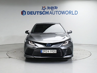 TOYOTA CAMRY XV70 2024