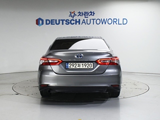 TOYOTA CAMRY XV70 2024
