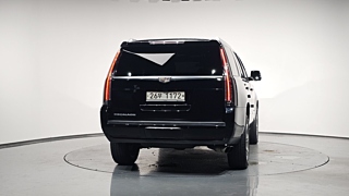CADILLAC ESCALADE 2018