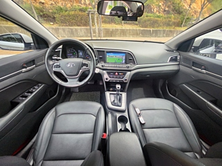 HYUNDAI AVANTE AD 2017