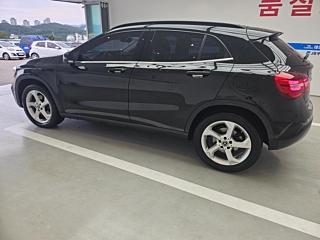 MERCEDES BENZ GLA-CLASS X156 2017