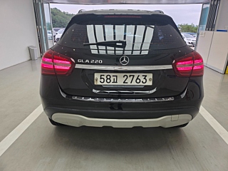 MERCEDES BENZ GLA-CLASS X156 2017