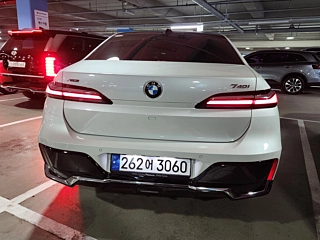 BMW 7-SERIES G70 2024