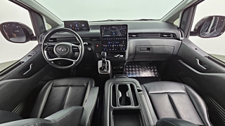 HYUNDAI STARIA 2023