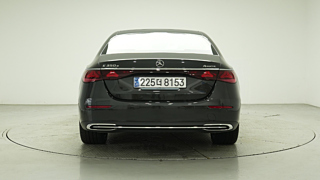 MERCEDES BENZ E-CLASS W214 2025