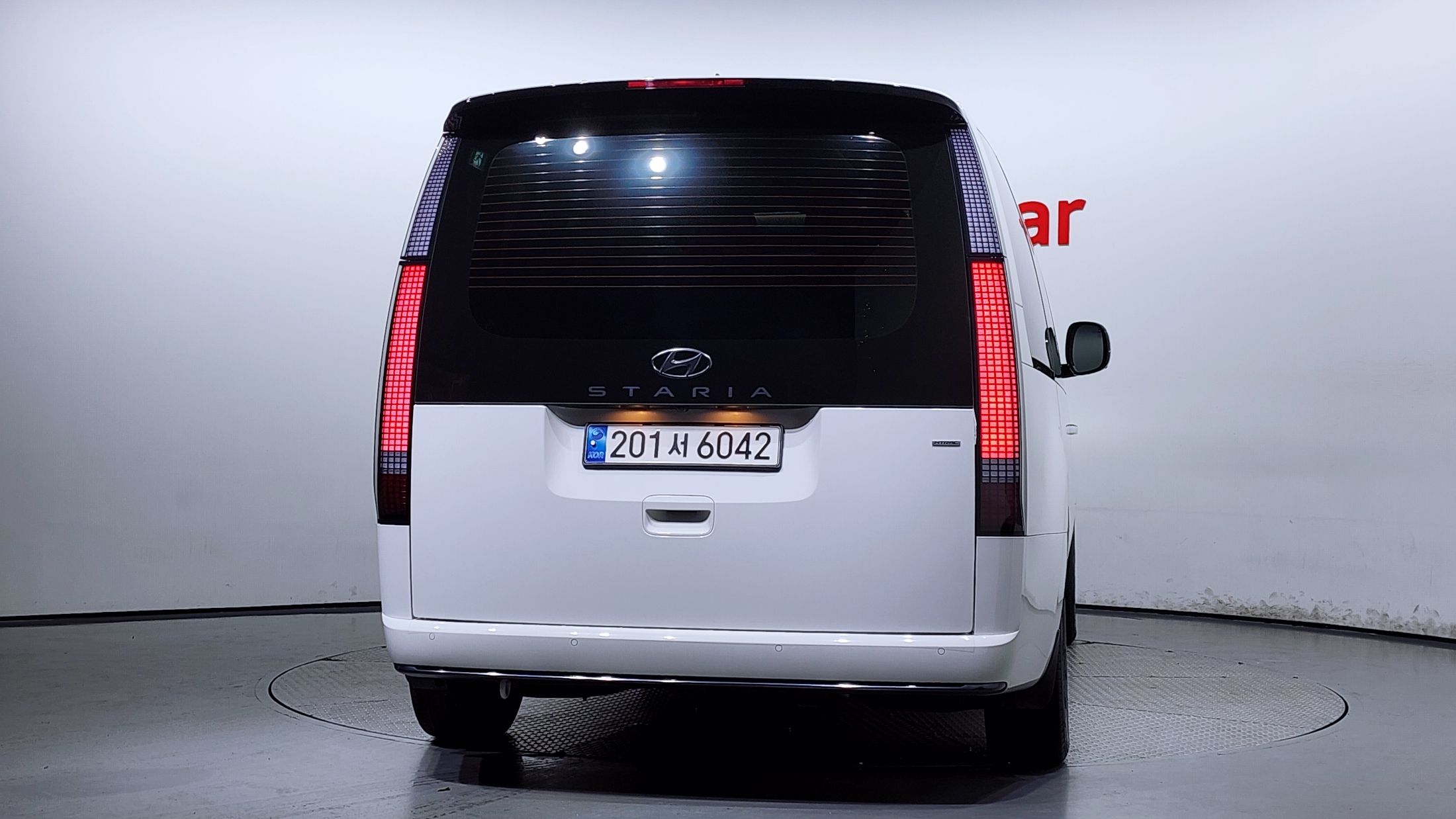 HYUNDAI STARIA 2023