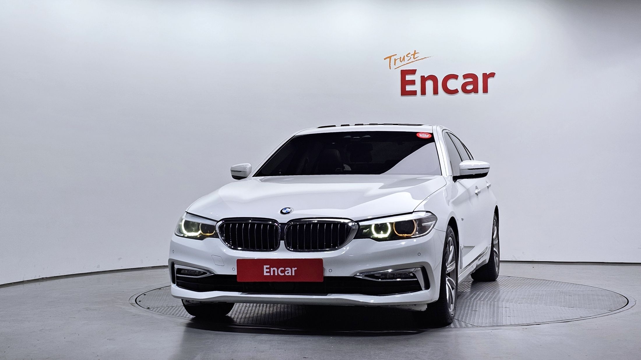 BMW 5-SERIES G30 2018