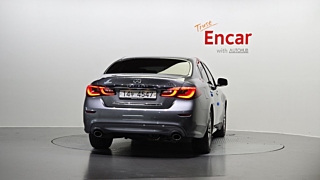 INFINITI Q70 2019