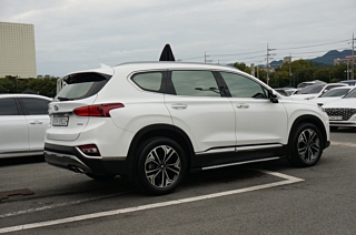 HYUNDAI SANTAFE TM 2019