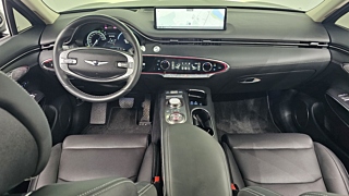 GENESIS GV70 2024