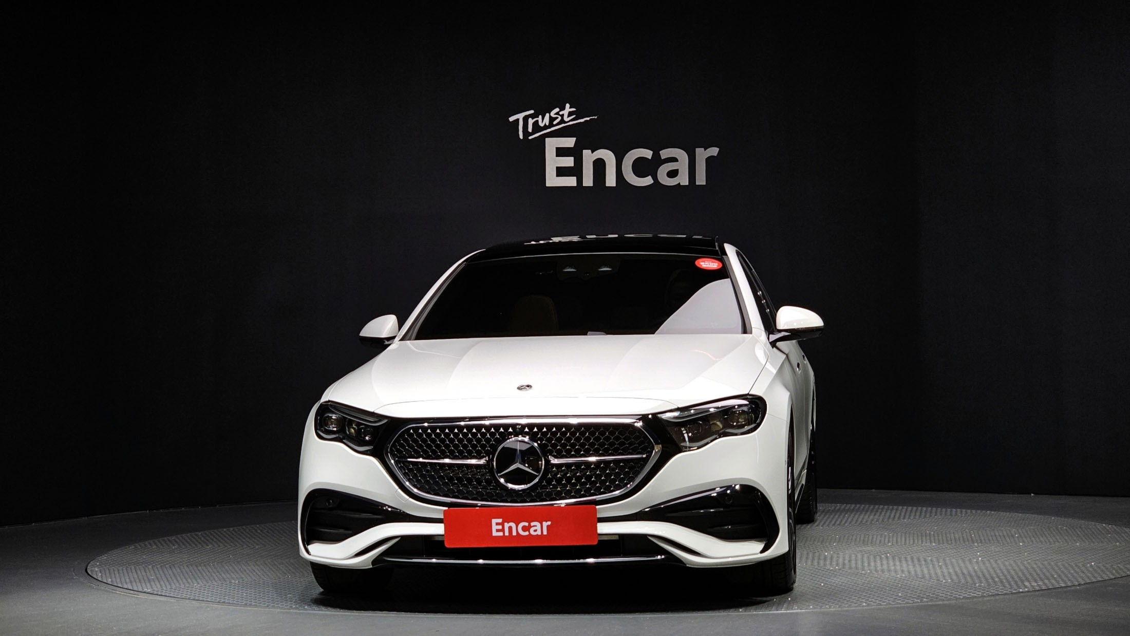 MERCEDES BENZ E-CLASS W214 2024