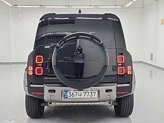 LAND ROVER DEFENDER L663 2024