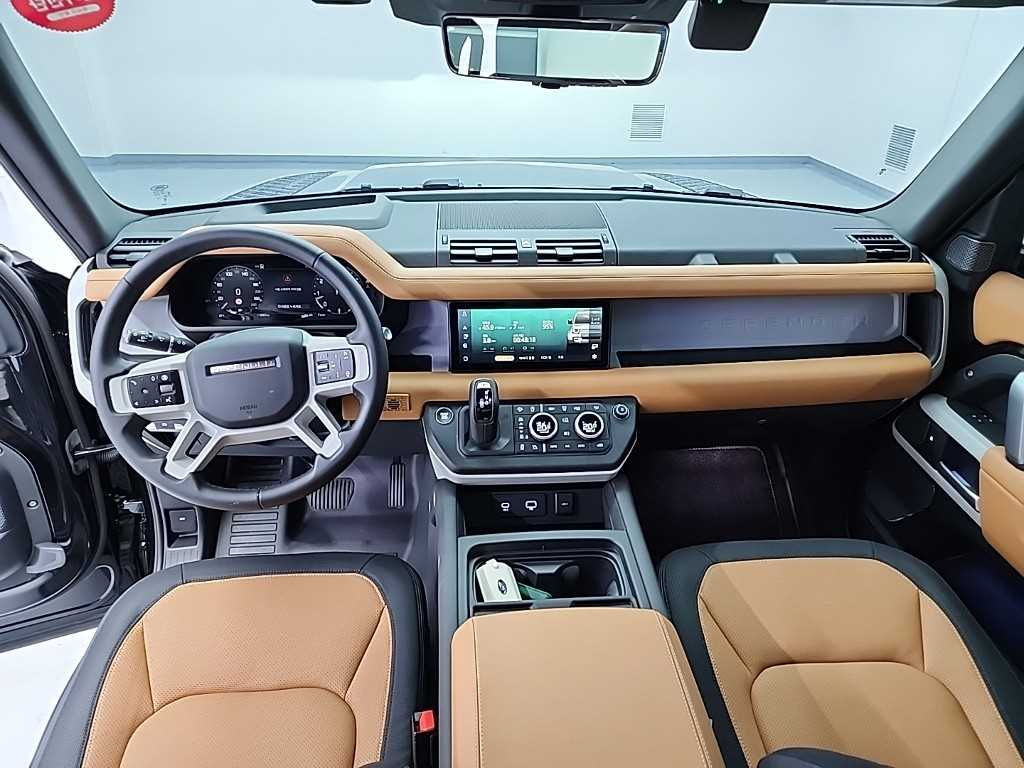 LAND ROVER DEFENDER L663 2024