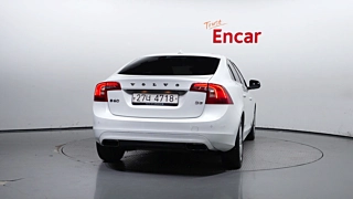 VOLVO S60 2017