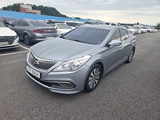 HYUNDAI GRANDEUR HG HYBRID 2016