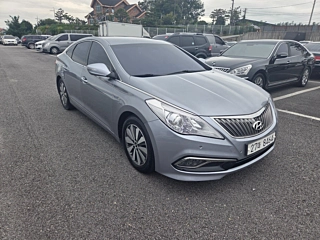 HYUNDAI GRANDEUR HG HYBRID 2016